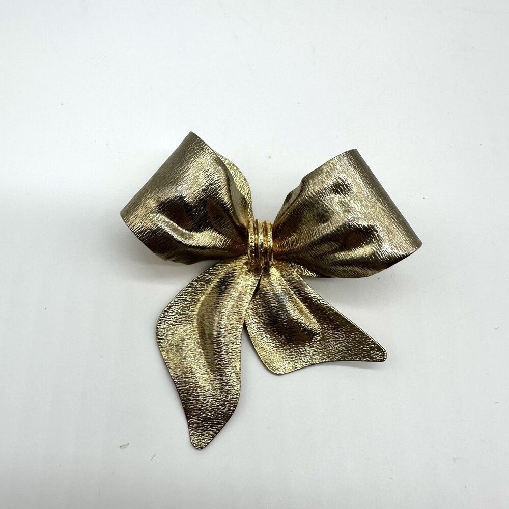 Vintage Realistic Textured Ribbon Bow Brooch Pin Gold Tone